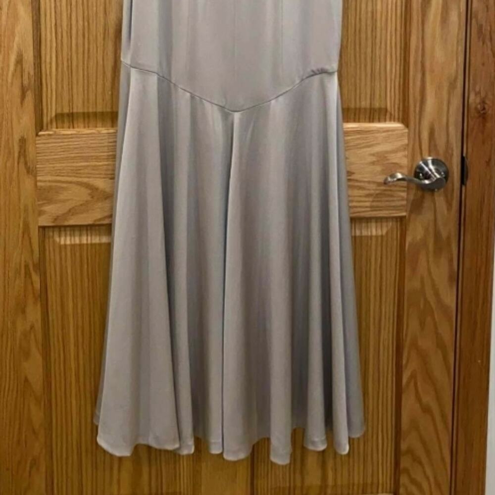 Theia Maxi Dress - Picture 13 of 13